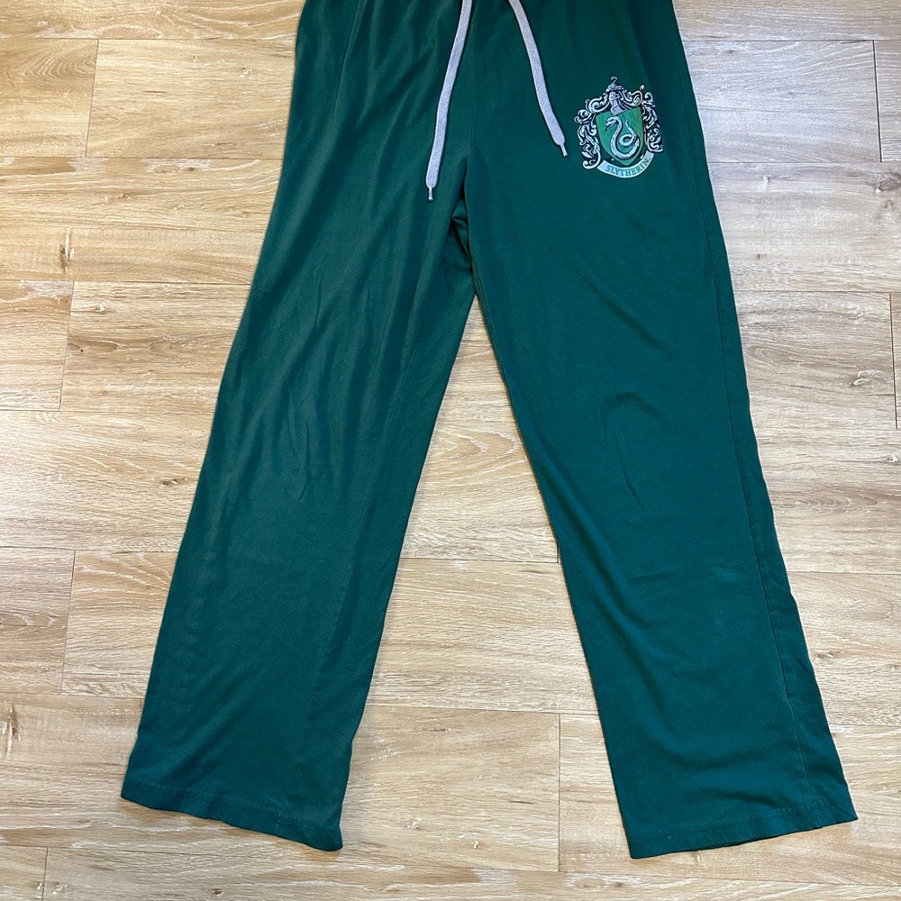 Harry Potter Slytherin Pajama Pants Green Men’s Medium Sweat Pants Lounge Pants
